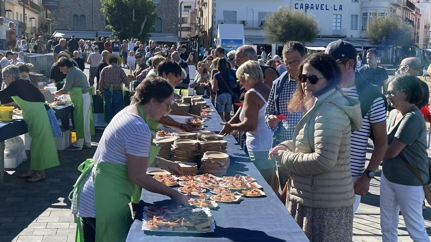 L’actriu Elena Martín i la periodista Carme Gasull, Anxova d’Or i pregonera de la Festa de l’Anxova de l’Escala