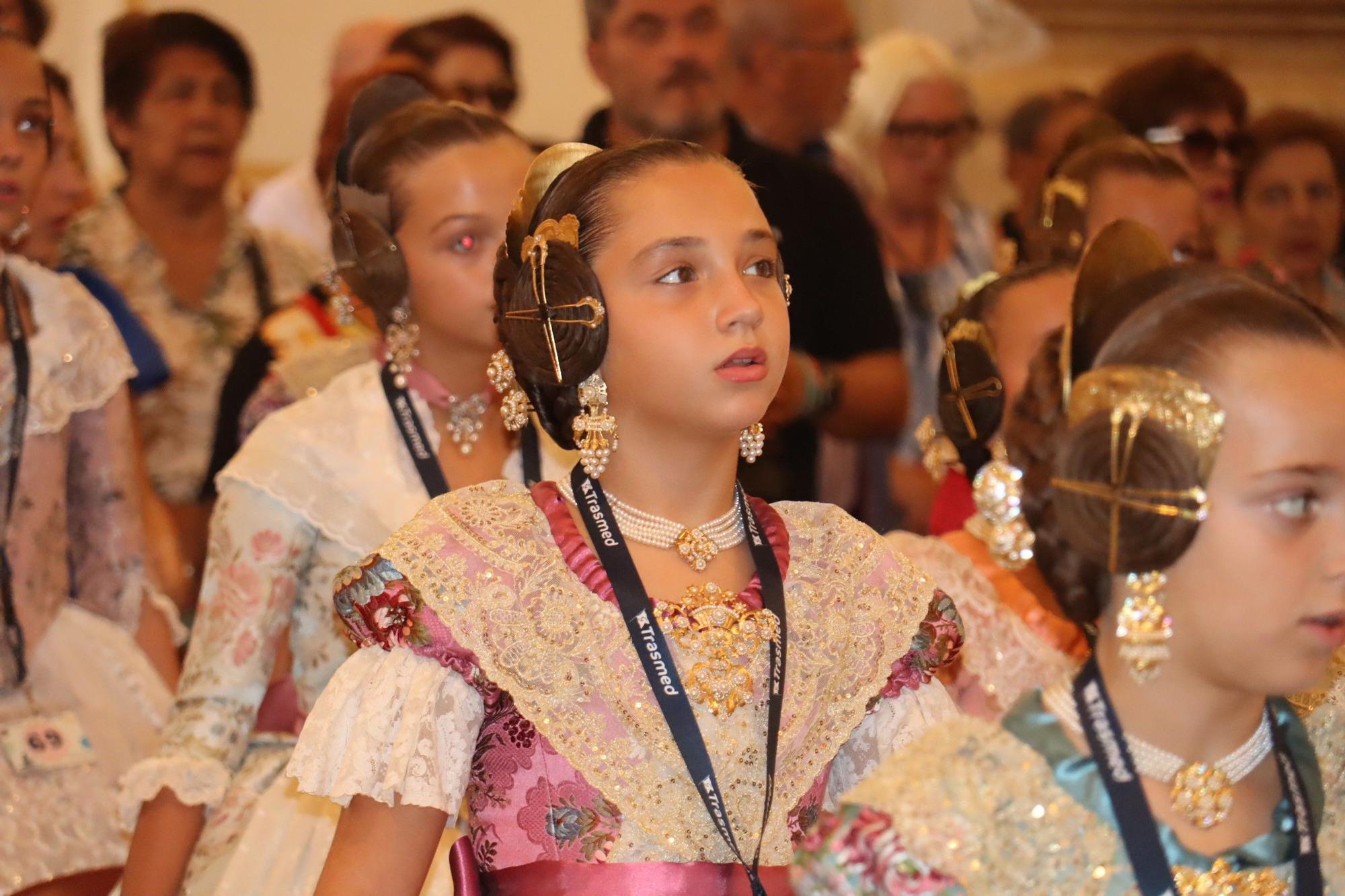 El centro de València recibe a las candidatas a Fallera Mayor Infantil 2025