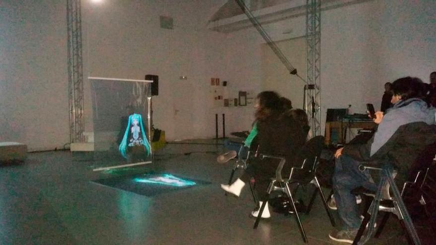 Performance de Hatsune Miku en WinterLAB