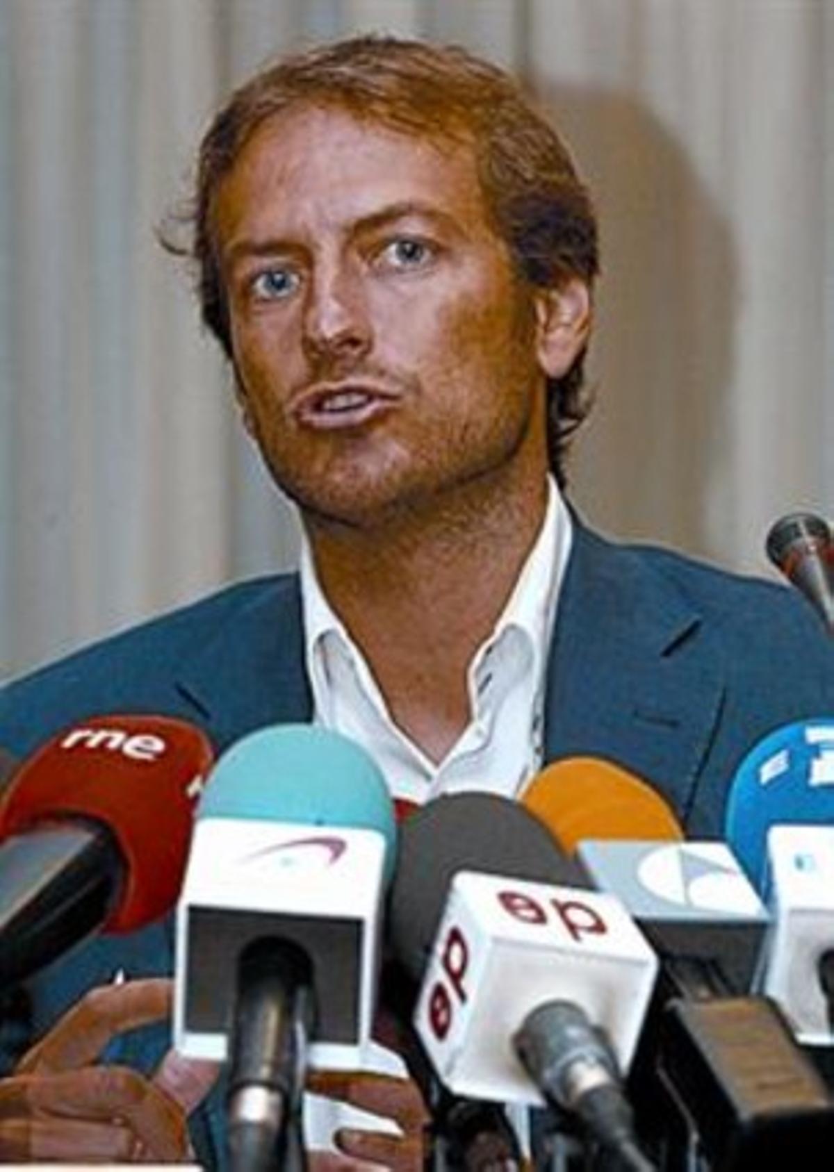 César Cabo. César Cabo.