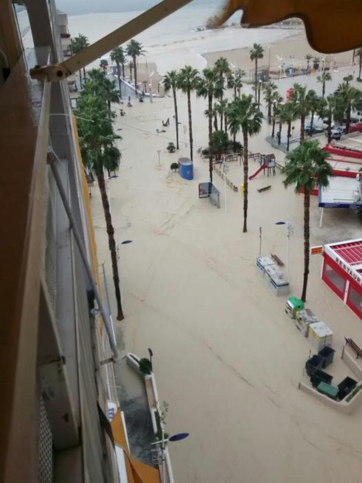 Cortes puntuales de calles en Benidorm por las lluvias