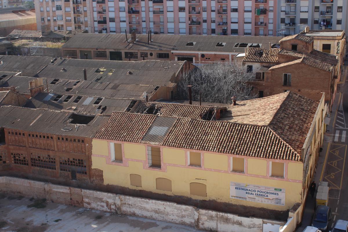 Imagen aérea del edificio fundacional de la Real Fábrica de Loza y Porcelana del Conde de Aranda
