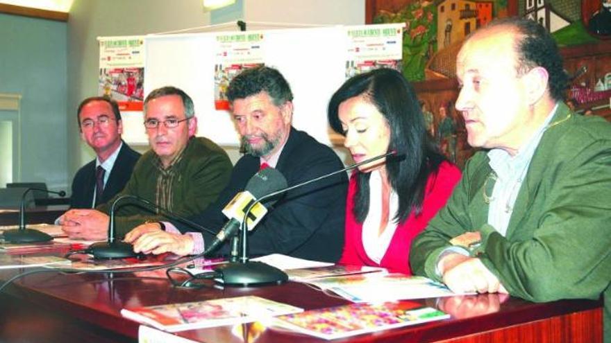 Por la izquierda, Segundo García, Manuel Feito, Ignacio García Palacios, Paloma Álvarez y Coque Montero.