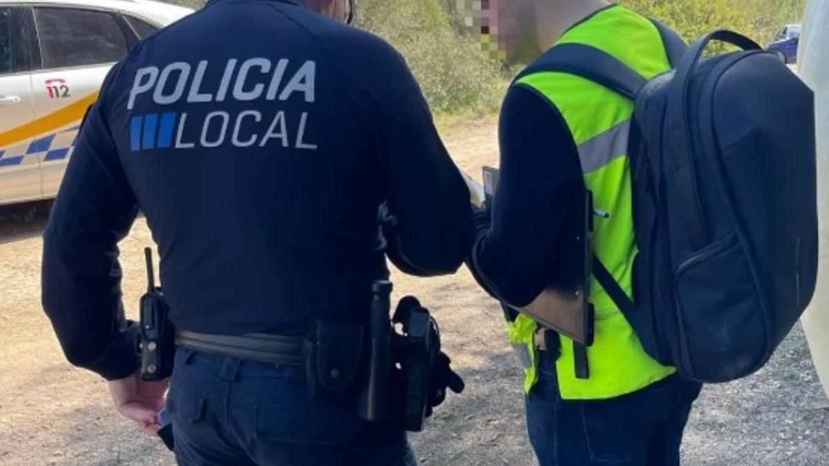 Inspección de la obra ilegal en Sant Joan