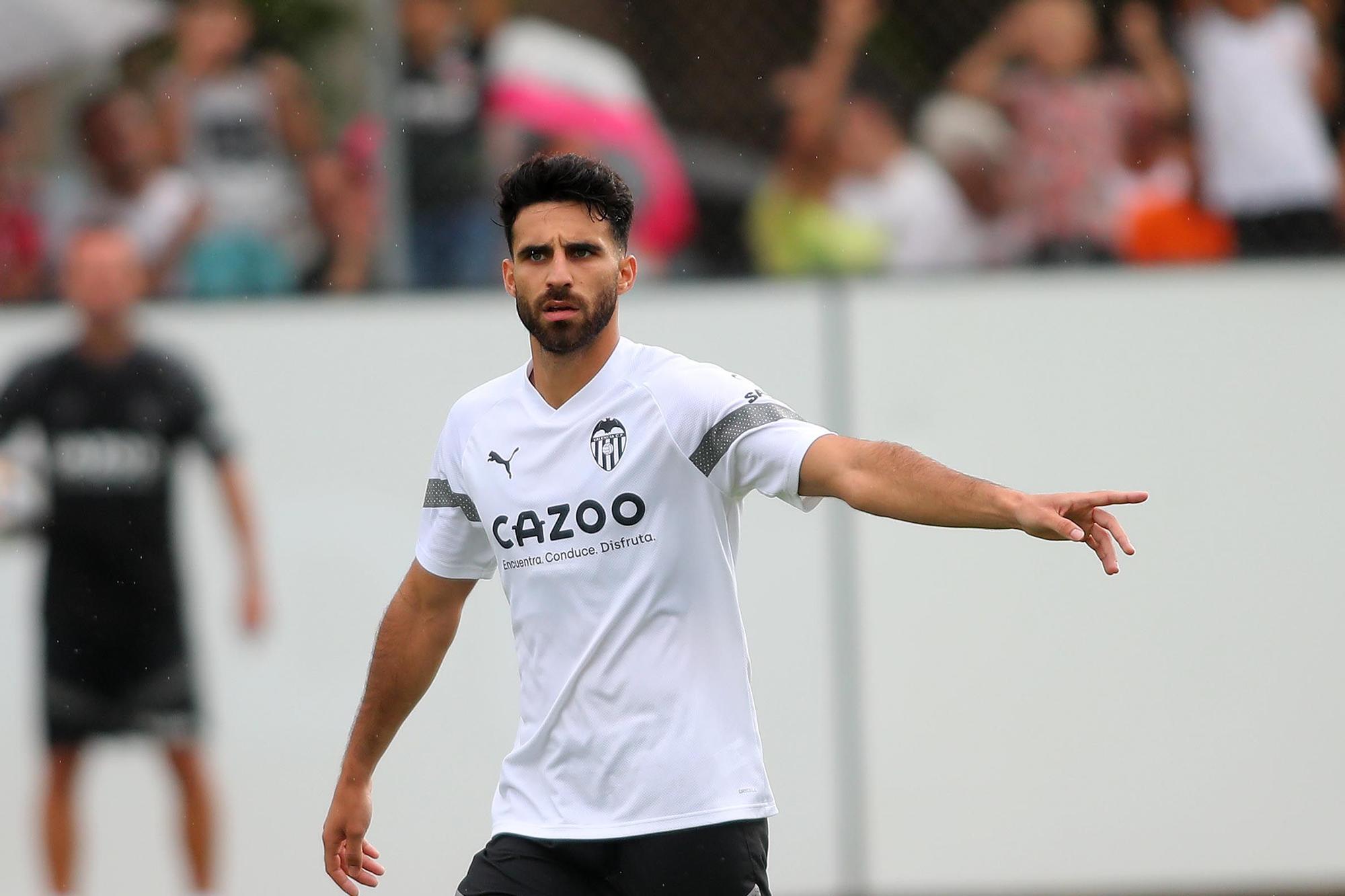 Las mejores imágenes del segundo entrenamiento del Valencia CF a puerta abierta en Paterna