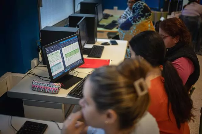 Formación para adultos en Canarias