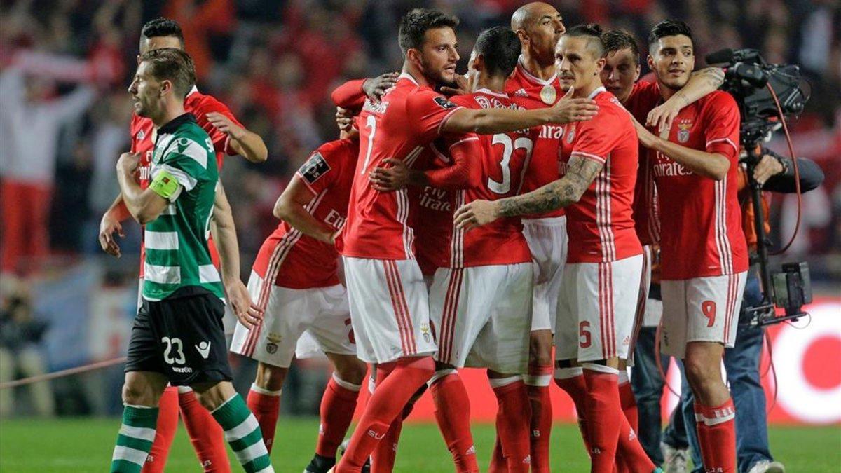 El Benfica empieza a volar hacia el título