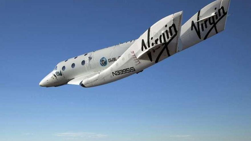 La nave para el turismo espacial de Virgin Galactic se estrella en un vuelo de prueba