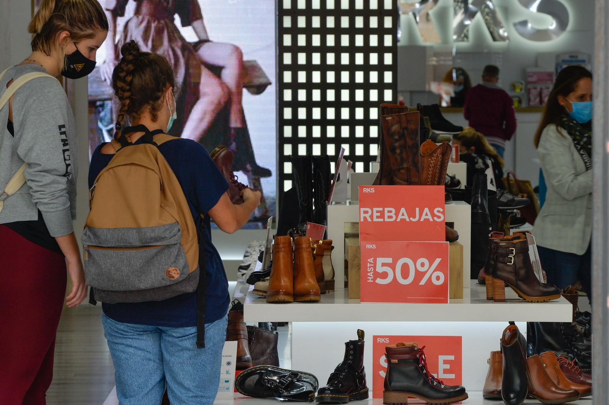 Rebajas en la calle Triana