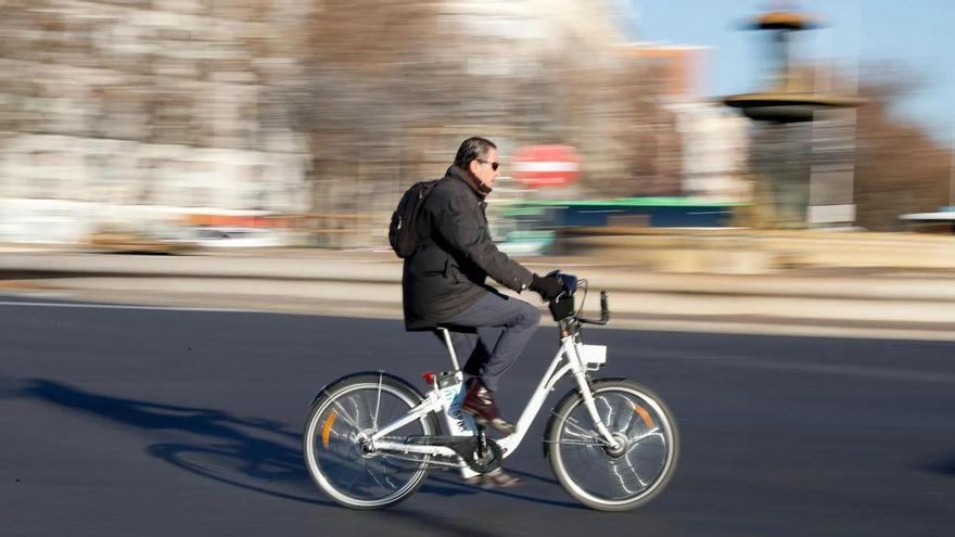 La bicicleta, el medio ambiente y la psicología: un camino hacia una movilidad más segura y sostenible en Murcia