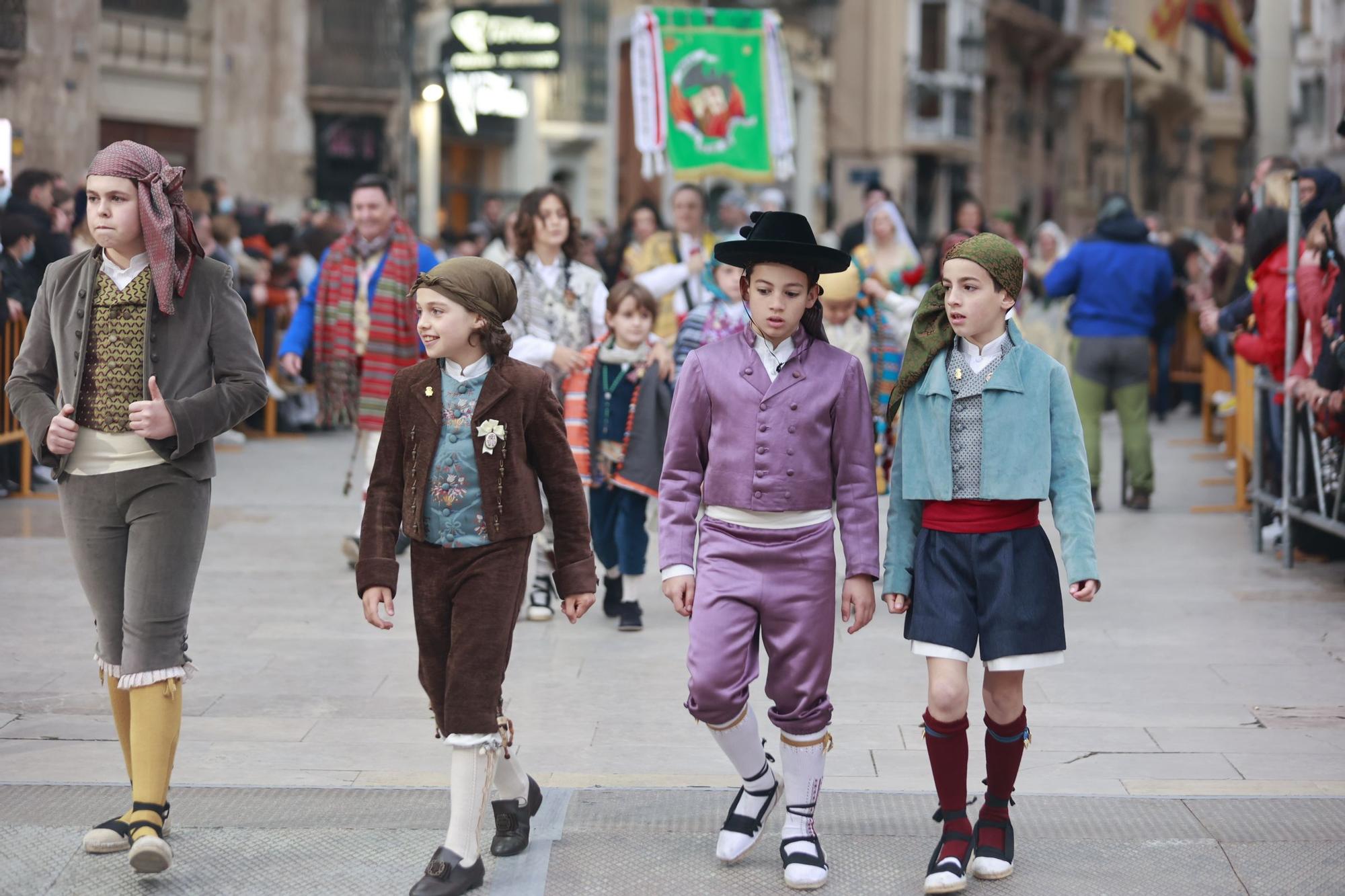 Búscate en el segundo día de ofrenda por la calle Quart (entre las 18:00 a las 19:00 horas)