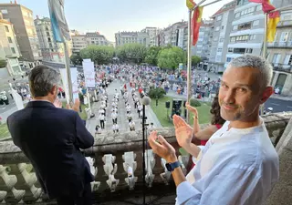 Vilagarcía ya disfruta de su adorado San Roque tras el pregón de Gustavo Andújar