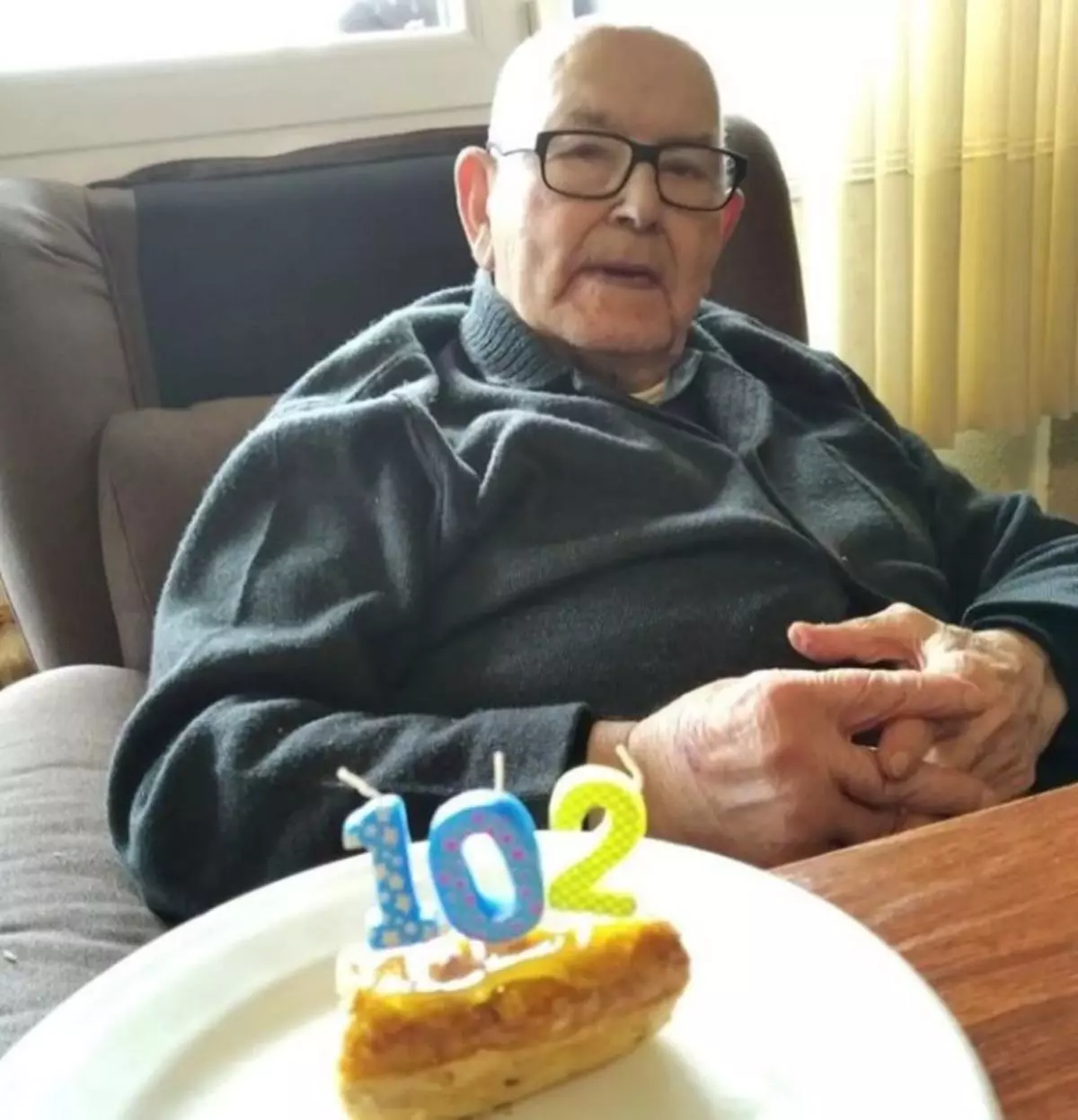 El decano de los curas cumple 102 años en Oviedo