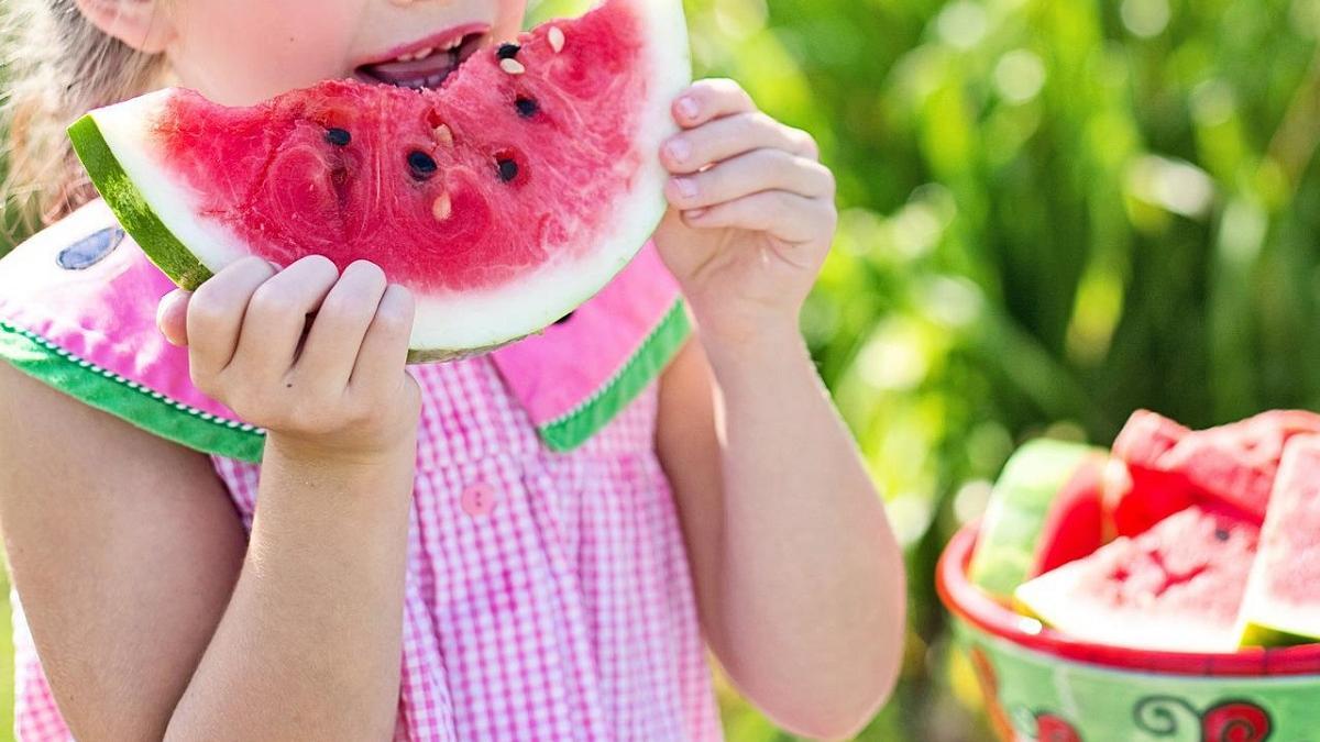 Consejos para no descuidar el peso de los niños durante las vacaciones