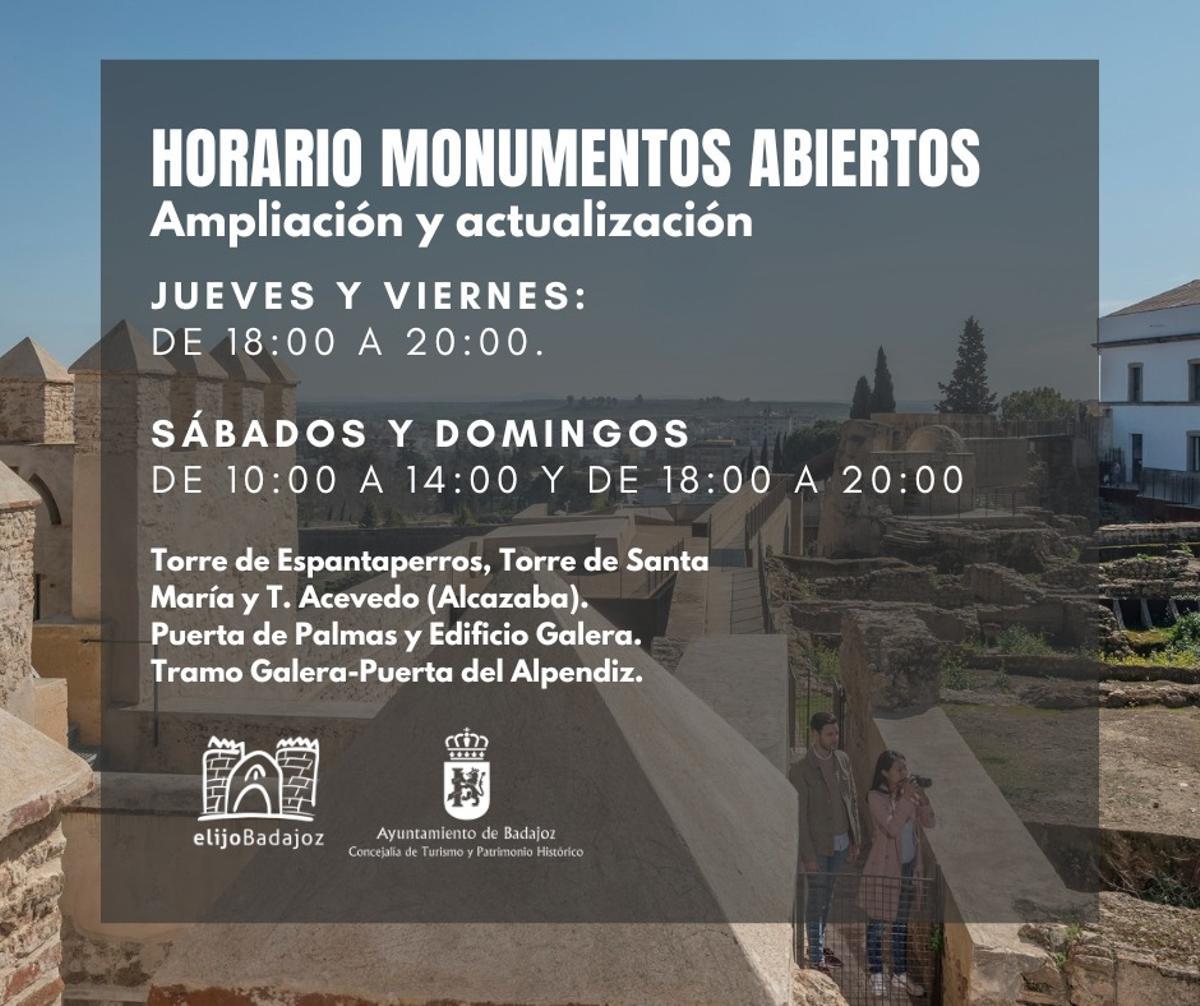 Cartel con los nuevos horarios de los monumentos que están abiertos.