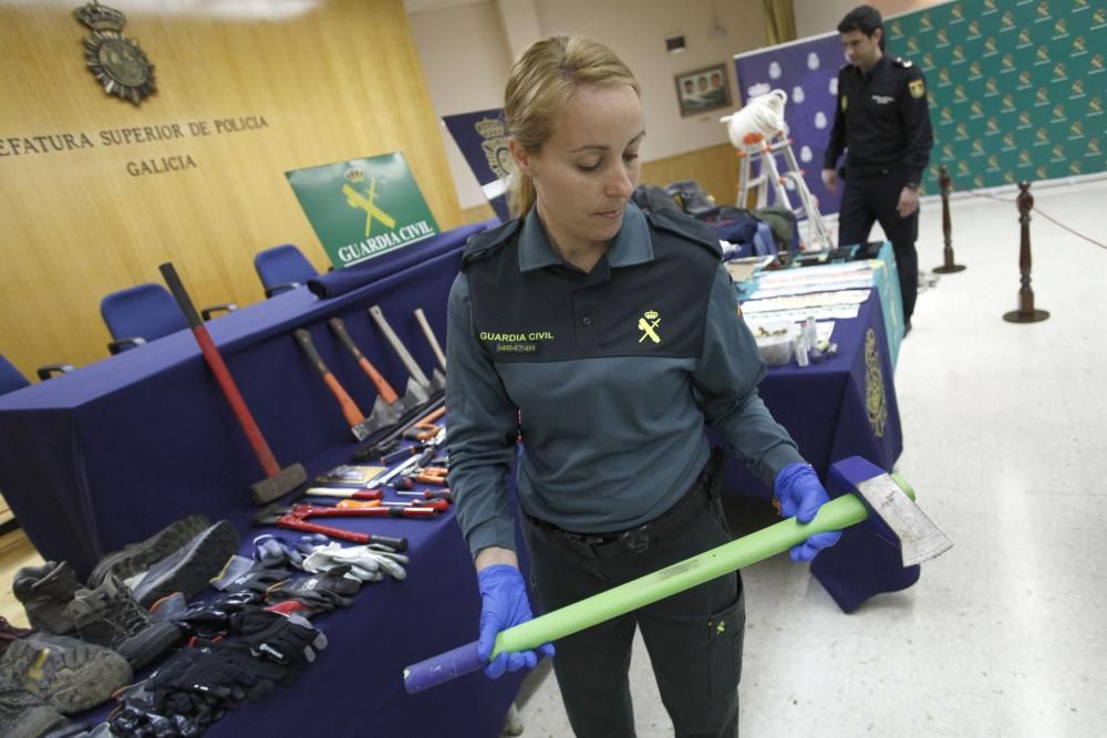 La organización desmantelada tras la detención de cuatro presuntos delincuentes tenía su principal radio de acción en polígonos industriales de A Coruña y Pontevedra.