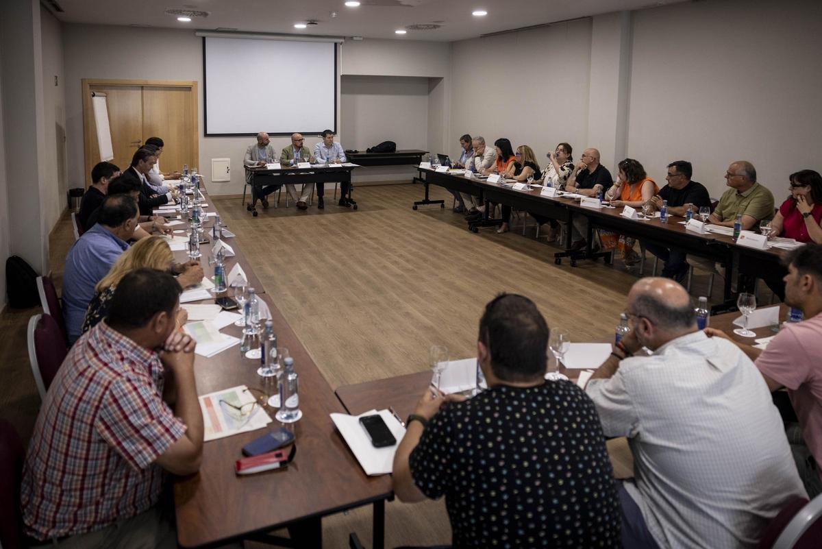 Imagen de archivo de una reunión de la Ejecutiva del  PAR, presidida por Alberto Izquierdo.