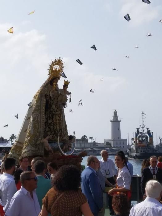 Embarque de la Virgen del Carmen Coronada de El Perchel