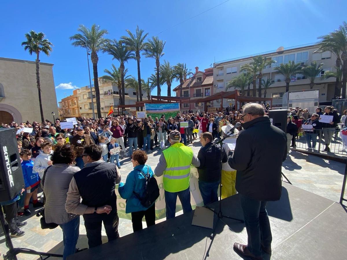 Lectura del manifiesto al término de la marcha.