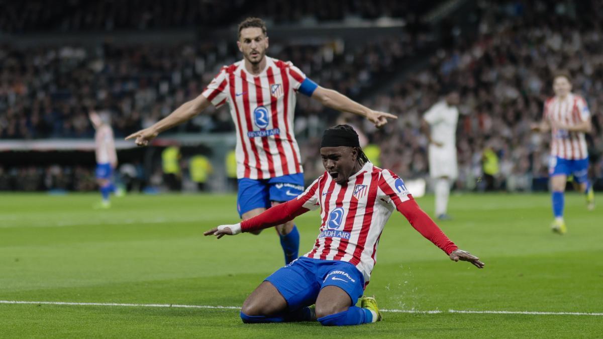 Lookman cazó el centro de Griezmann para ponerla hasta el fondo de la red