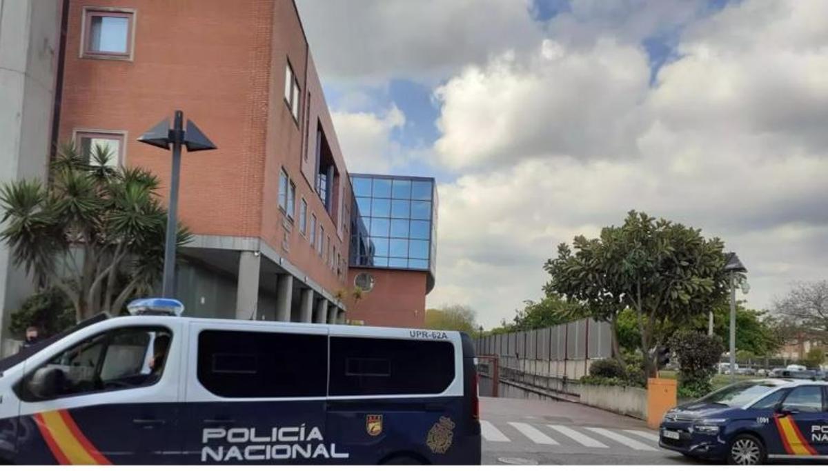 La comisaría de la Policía Nacional de Gijón.