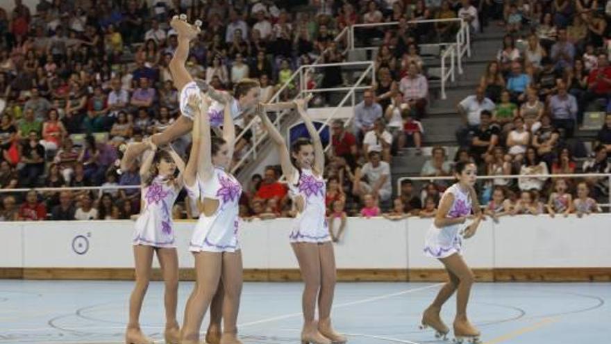 Exhibiciones multitudinarias en Alcoy