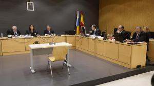 "Donar una única versió d'un fet és censurar la veritat"