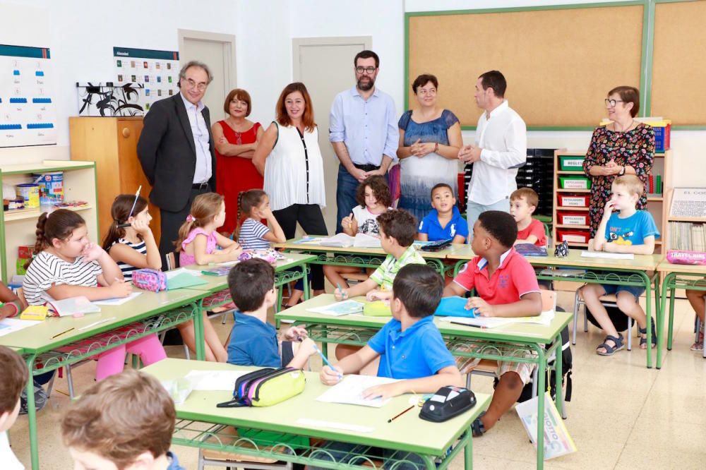 La presidenta Armengol abre el curso en el CEIP Miquel Costa i Llobera