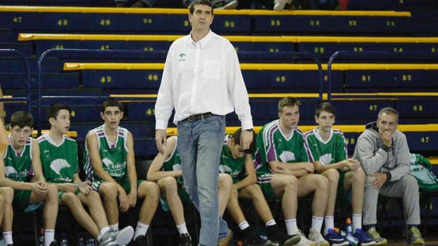 Manolo Bazán, durante un partido de esta Minicopa.