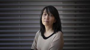 La escritora Han Kang, autora de Tinta y sangre.