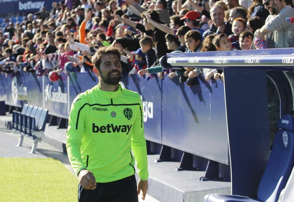 Entrenamiento a puertas abiertas en el Ciutat