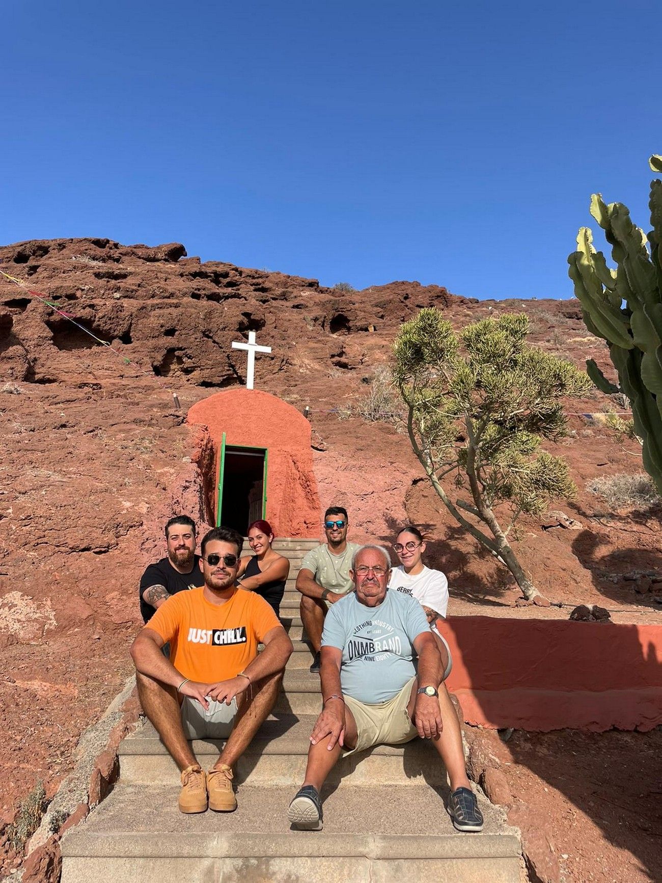 Seis jóvenes de la misma familia vuelven a dar vida a Montaña San Francisco de Agüimes