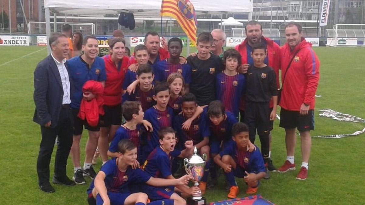 El Alevín C de Dani Horcas ganó el torneo de azpeitia mientras se cocinaba el fichaje de Cubarsí