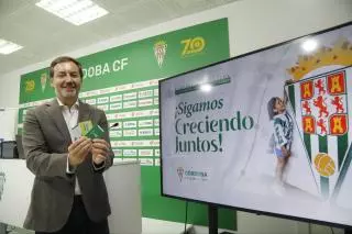 El Córdoba CF refuerza su identidad: lema, grada de animación y carné simpatizante