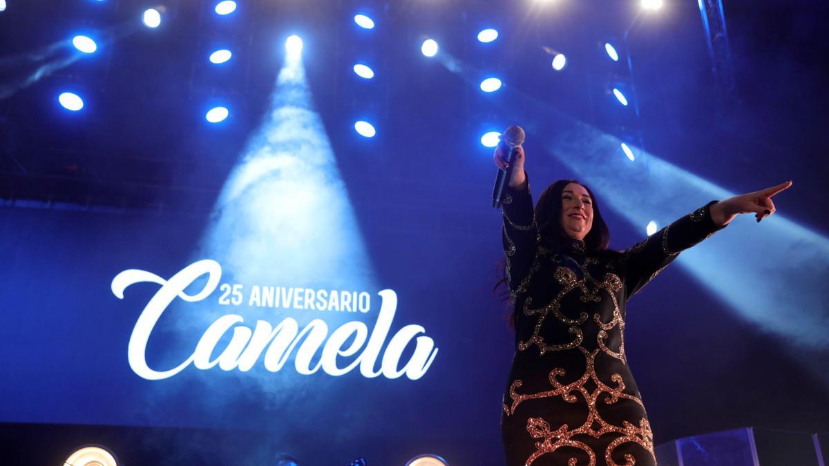 La cantante de Camela, Ángeles Muñoz, en un concierto anterior.