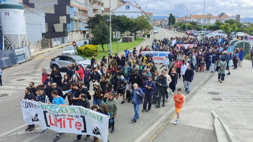 Manifestación del sábado contra el turismo en Cangas. | Gonzalo Núñez
