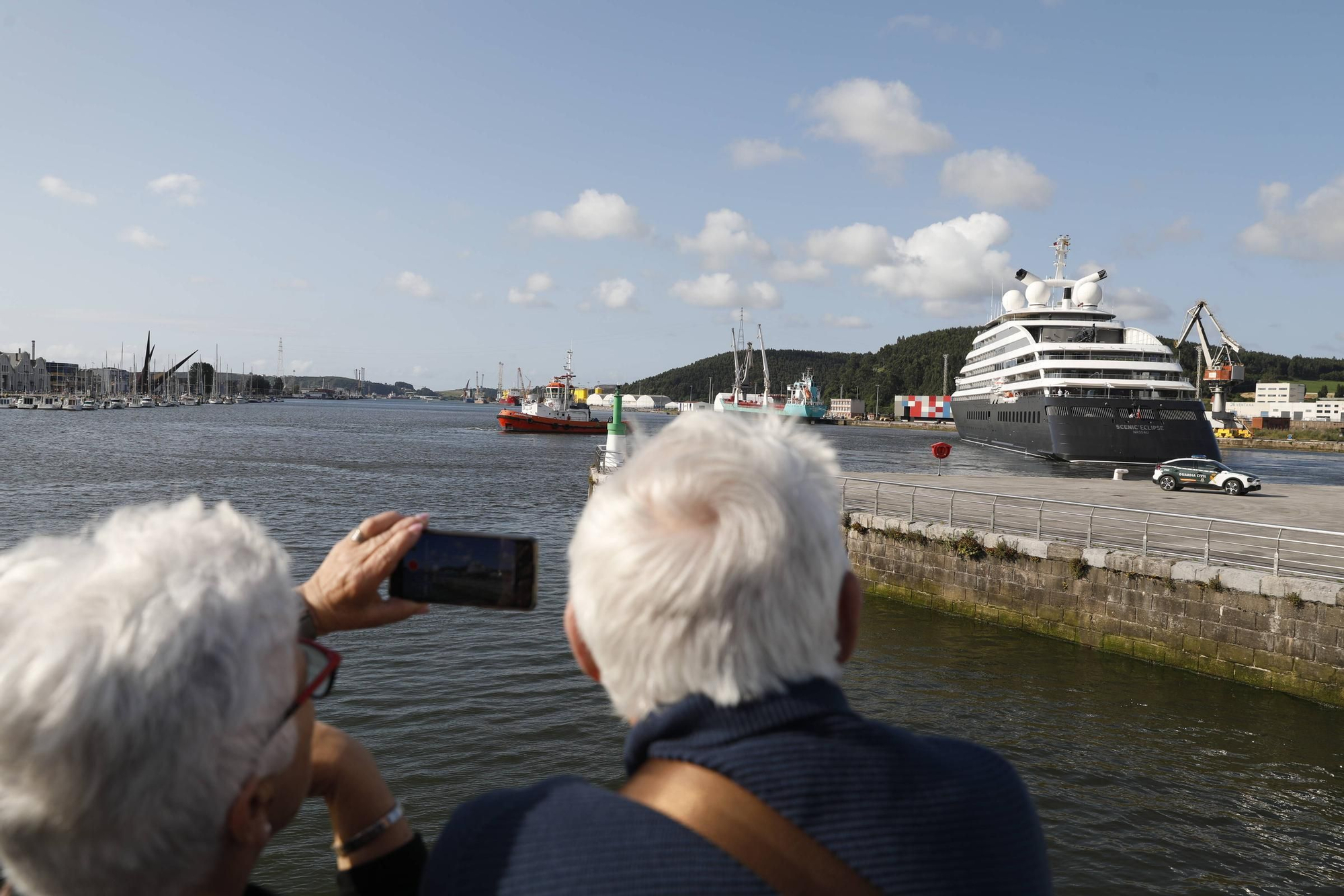 EN IMÁGENES: El impresionante crucero de lujo "Scenic Eclipse" en Avilés