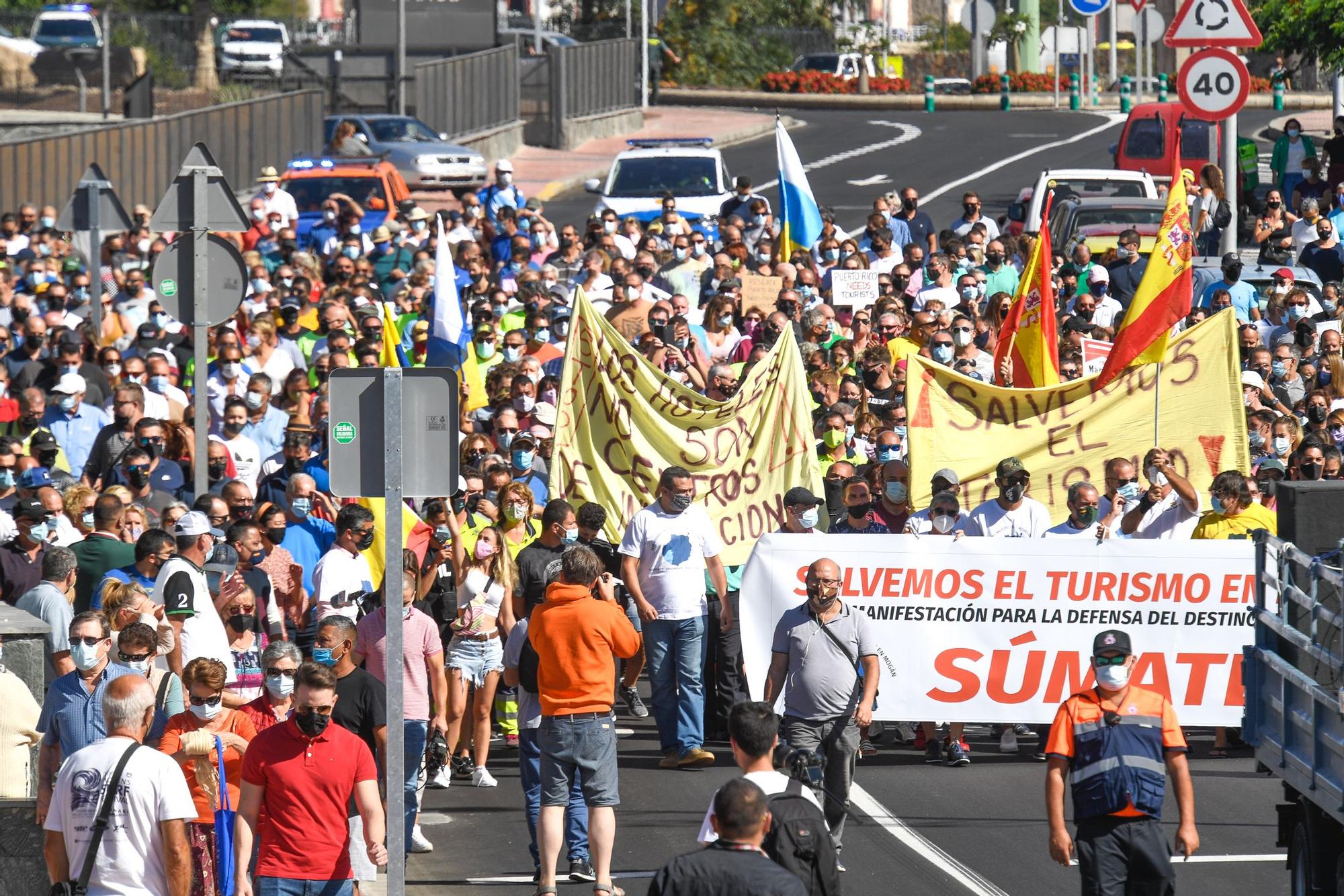 Marcha pro-turismo en Mogán