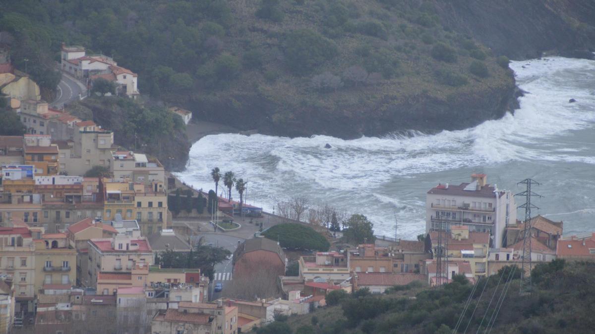 La llevantada de Portbou al Port de la Selva en trenta imatges