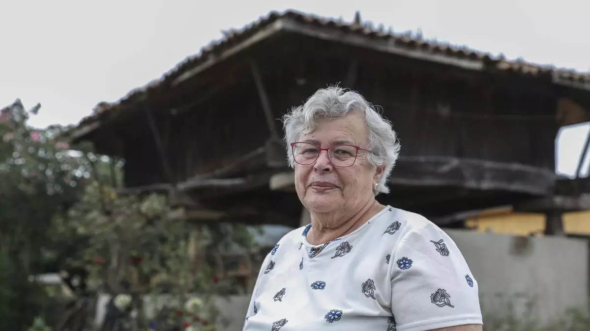 Mari Luz Álvarez, vecina de San Andrés de los Tacones: "El pueblo ya no es tan tranquilo como antes pero aun así no lo cambio por la ciudad"