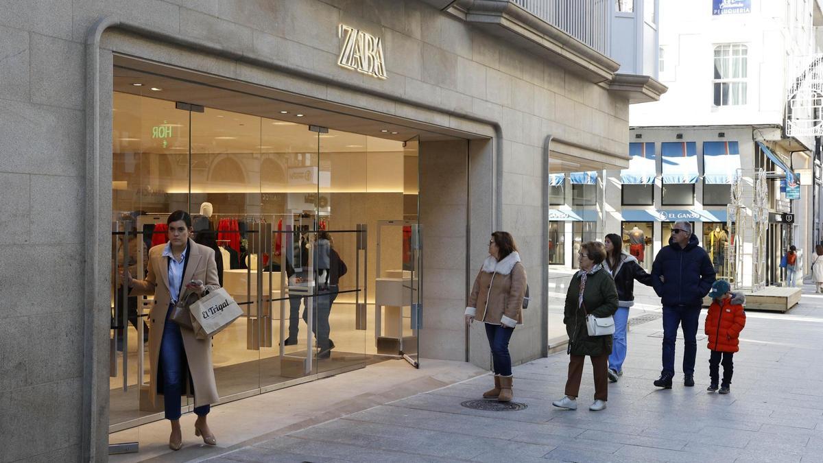 Vista exterior de la tienda de Zara, en la calle Príncipe de Vigo.