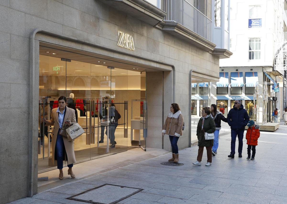 Vista exterior de la tienda de Zara, en la calle Príncipe de Vigo.