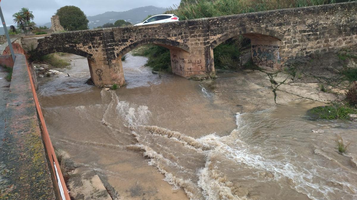 El río Gorgos en el tramo del Pont del Llavador de Xàbia