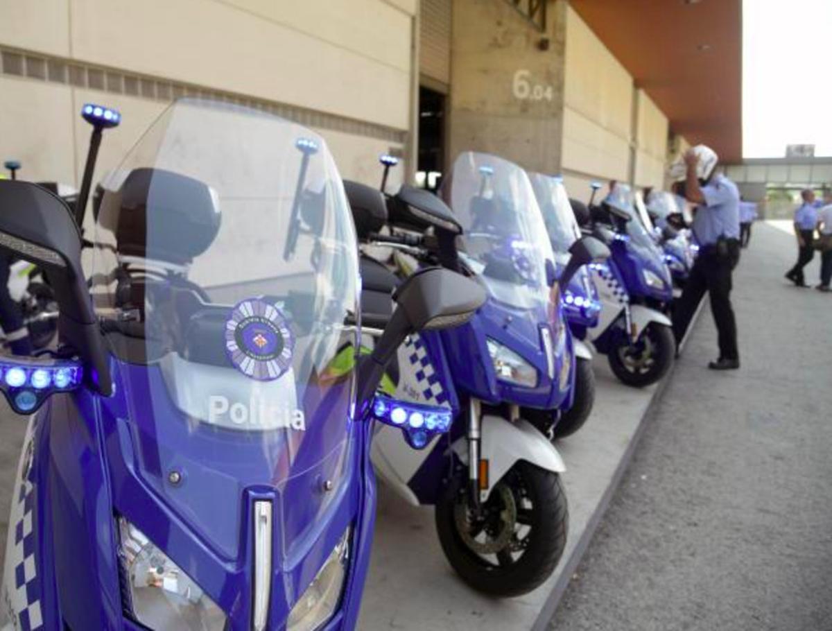 La policía local de L’Hospitalet empezará a patrullar en moto eléctrica para fomentar la movilidad sostenible 
