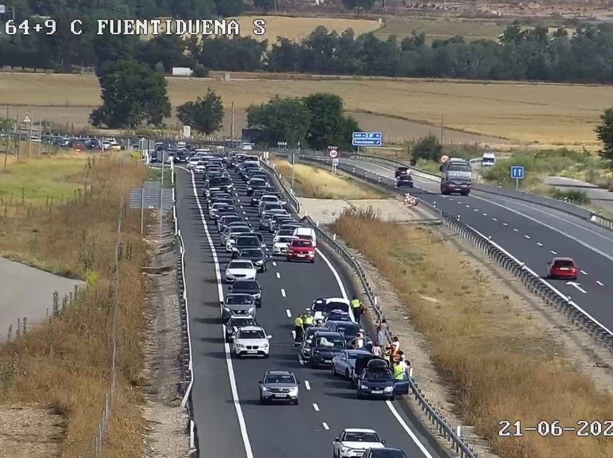 Un siniestro en autopista registrado este mes de marzo por cámaras de la DGT en Fuentidueña (Segovia)
