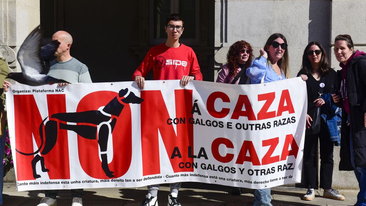 Una reciente protesta contra la caza del lobo en A Coruña