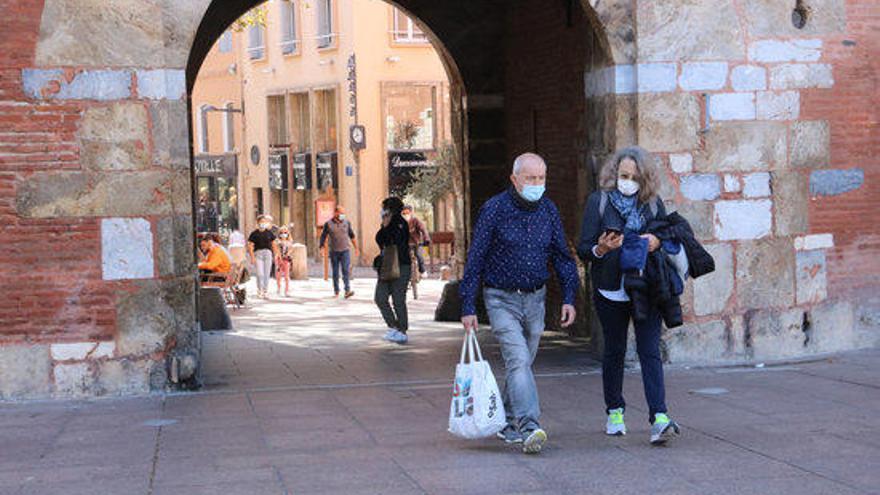 La Catalunya Nord es prepara per al toc de queda que entra en vigor aquest dissabte