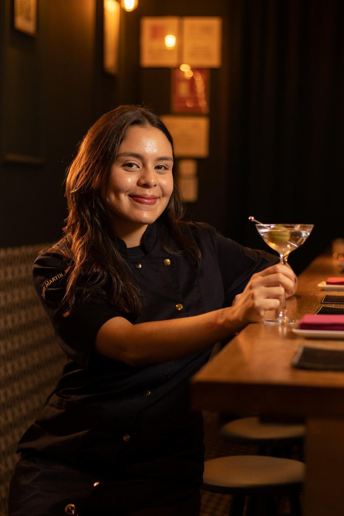 Ely Quintero, bartender en Momus Bar.