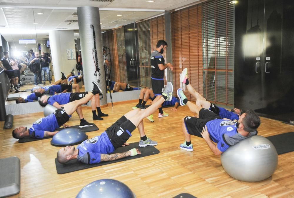 Penúltima sesión de entrenamiento de la semana antes de medirse el domingo a la Real Sociedad.