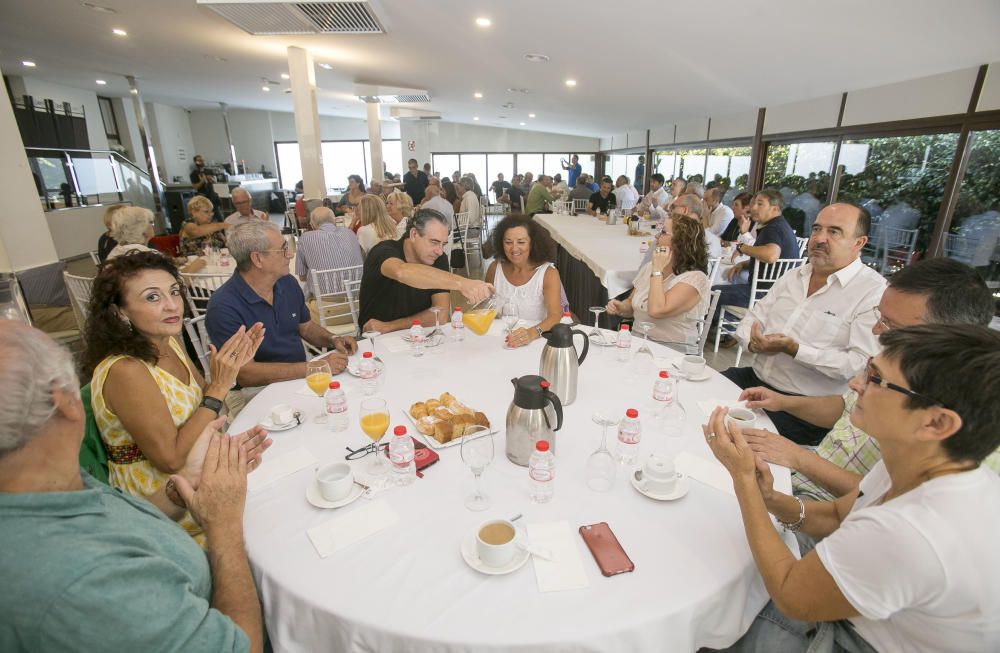 Los sanchistas tienden la mano para lograr un candidato de consenso en Alicante